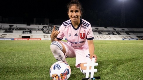 Rebeca Fernández figura de Universidad de Chile y máxima goleadora azul en Copas Libertadores
