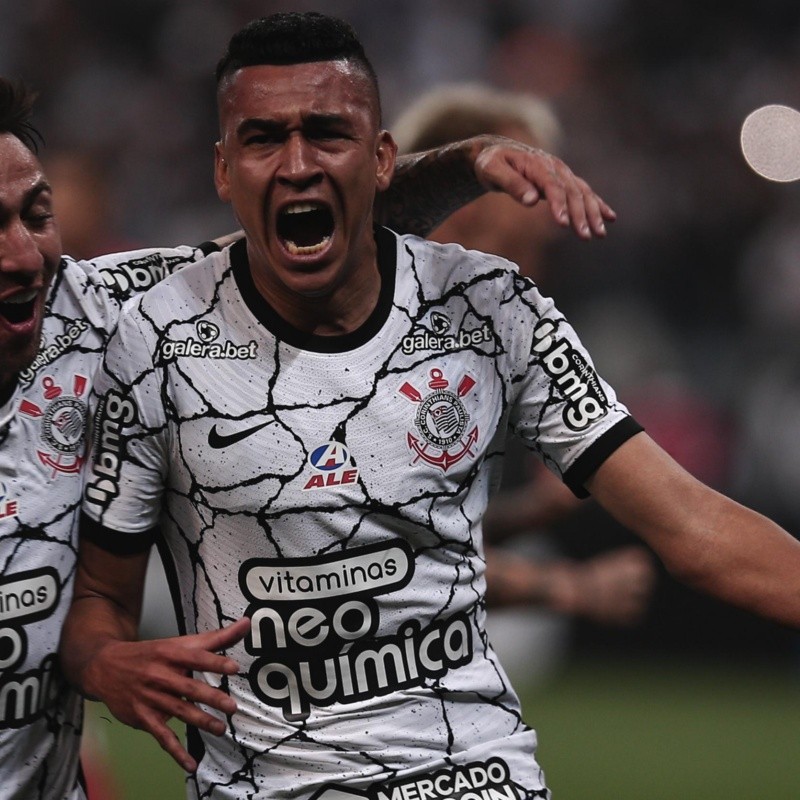 Cantillo decide no fim, e Corinthians vence o Fortaleza por 1 a 0