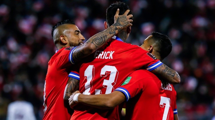 Comemoração dos jogadores chilenos (Foto: Getty Images)