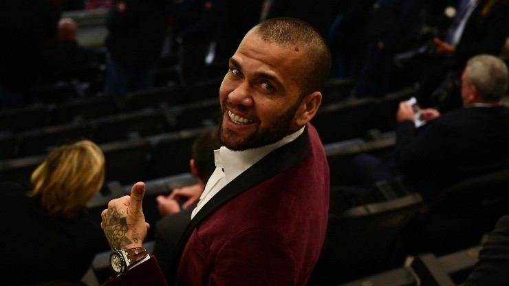 Dani Alves tiene todo listo para volver al Barça.