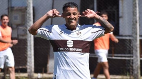Tiago Palacios, la joya de Platense que le hizo tres goles a River en Reserva. (Foto: Twitter Platense).