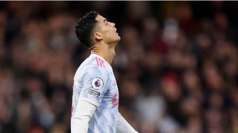 La resignación de Cristiano Ronaldo ante una nueva derrota de Manchester United.