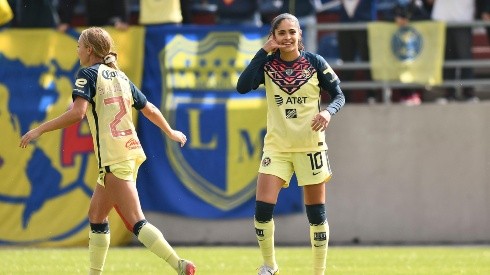 Daniela Espinosa fue la figura con tres goles.