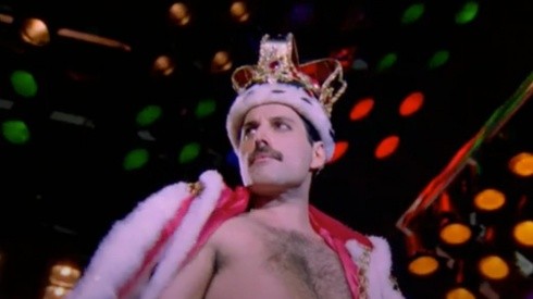 Freddie Mercury foi uma das mais famosas vítimas da AIDS