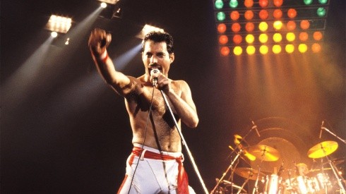 Freddie Mercury, nasceu em Zanzibar, atual Tanzânia, em 5 de setembro de 1946.