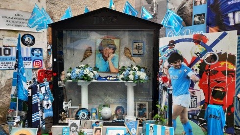 Napoli homenajea  Maradona a un año de su muerte.