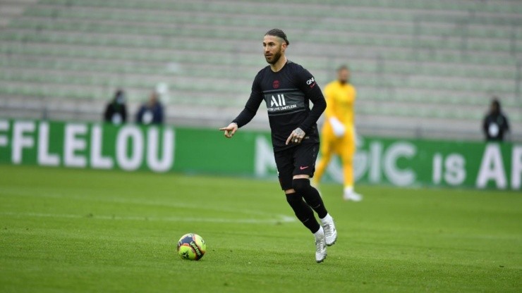 Sergio Ramos en su debut con la camiseta de PSG.