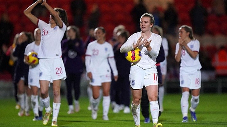 Inglaterra en festejo de gol.