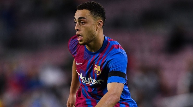 Sergiño Dest in action for Barcelona against Granada. (David Ramos/Getty Images)