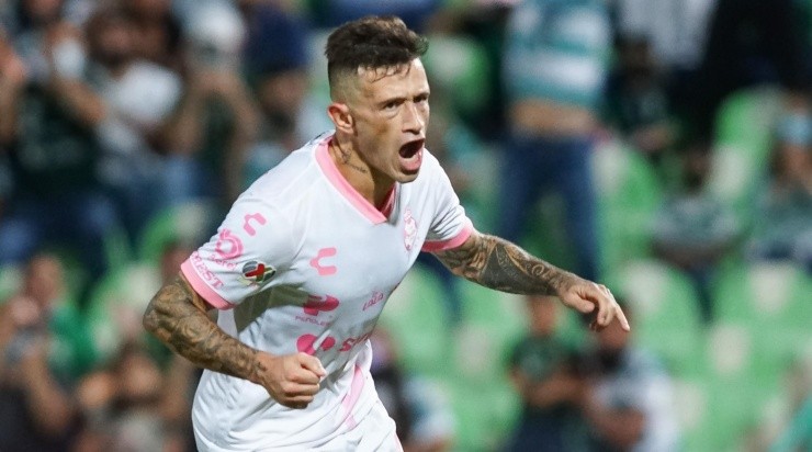 Brian Lozano buscará recuperar su nivel. (Imago 7)