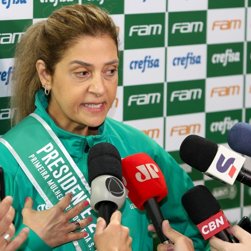 Leila intercede por Abel no Palmeiras e renovação é proposta