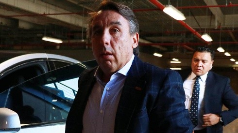 Azcárraga hizo oficial las versiones que señalaban una negociación con Chivas.