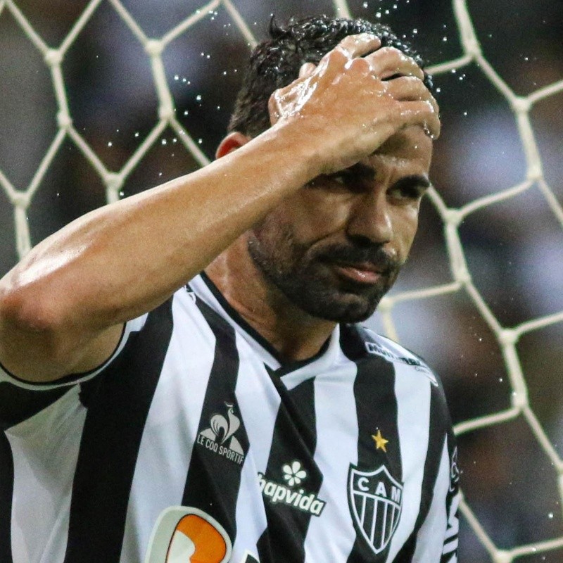 Atlético-MG se manifesta sobre saída de Diego Costa