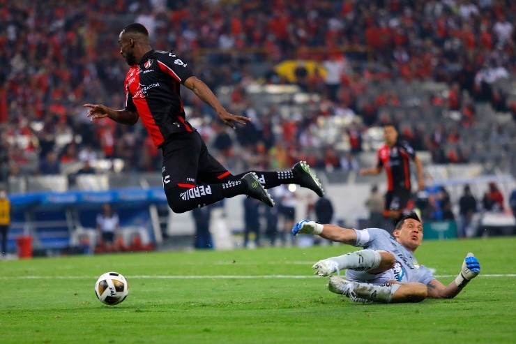 Julián Quiñones Rodolfo Cota