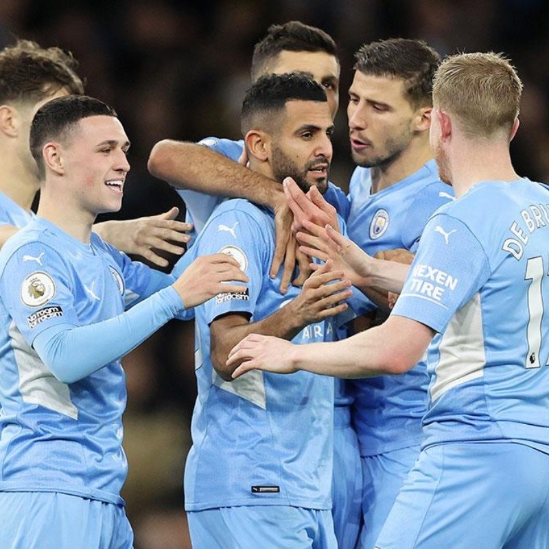 Manchester City no tuvo piedad con Leeds y picó en solitario en la punta de la Premier