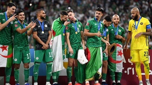 Argelia en festejo de la Copa Árabe.