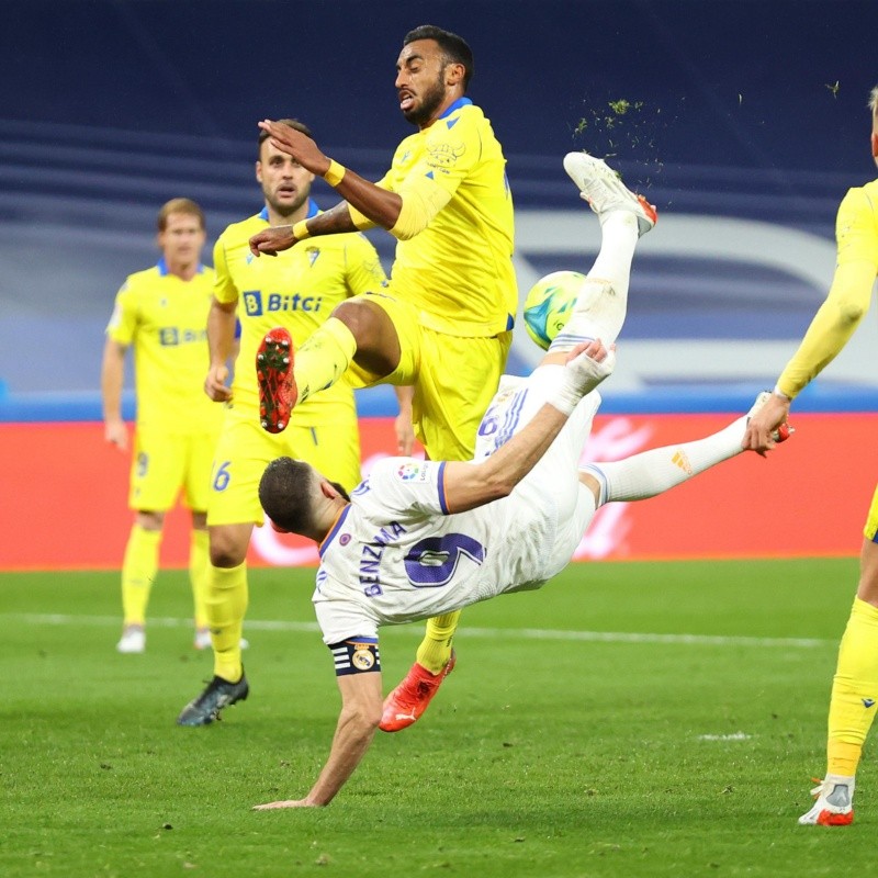 Real Madrid no pudo ante Cádiz y perdió terreno como líder de La Liga