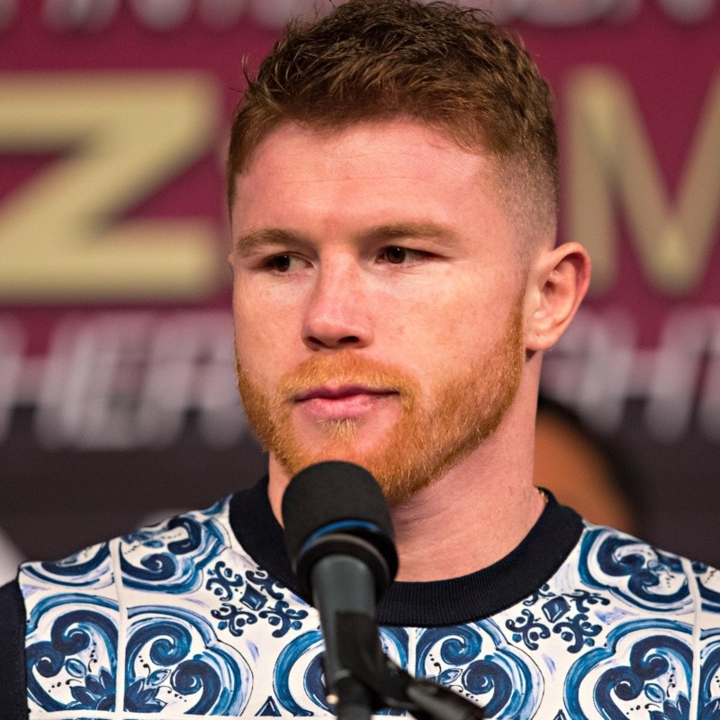 Canelo Álvarez se va por tacos y paga la cuenta de todos los comensales