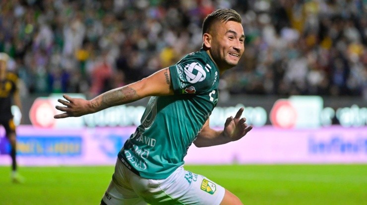 Meneses, ¿se queda en León o se va? (Imago 7)