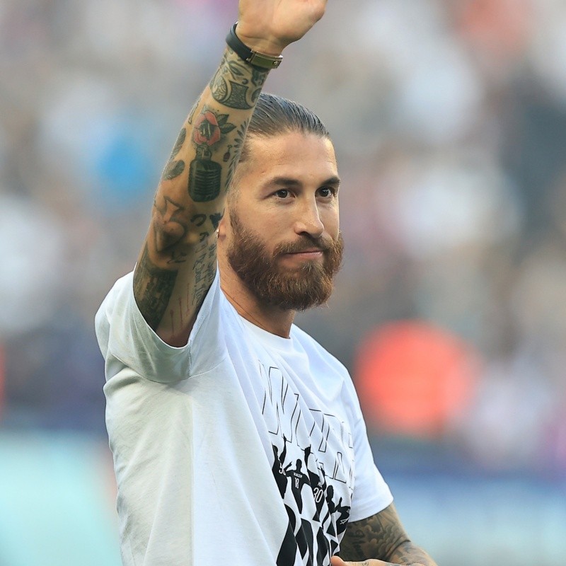 Após expulsão em jogo do PSG, Sergio Ramos é detonado por jornal francês: "Torcedores querem esquecer"