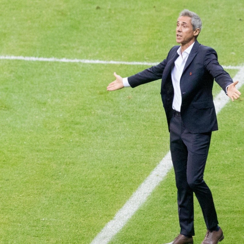 Paulo Sousa abandonaría a la Selección Polaca para dirigir en la Libertadores