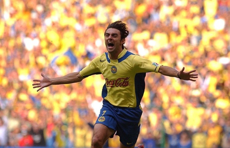 Claudio 'Piojo' López en América