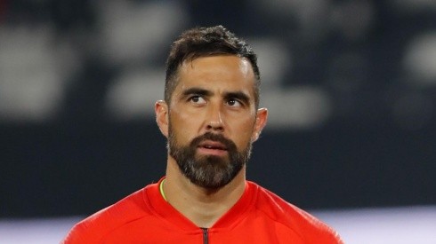 El capitán de La Roja está en cuarentena tras lo comunicado por su club
