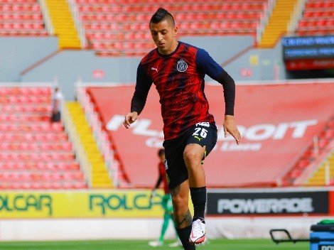 Se siente chingón: Roberto Alvarado celebra su gol