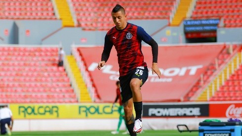 Se siente chingón: Roberto Alvarado celebra su gol