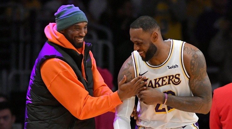 Kobe Bryant y LeBron James. (John McCoy/Getty Images)
