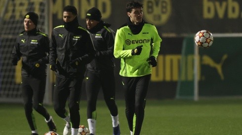 Gio Reyna en entrenamiento de Borussia Dortmund