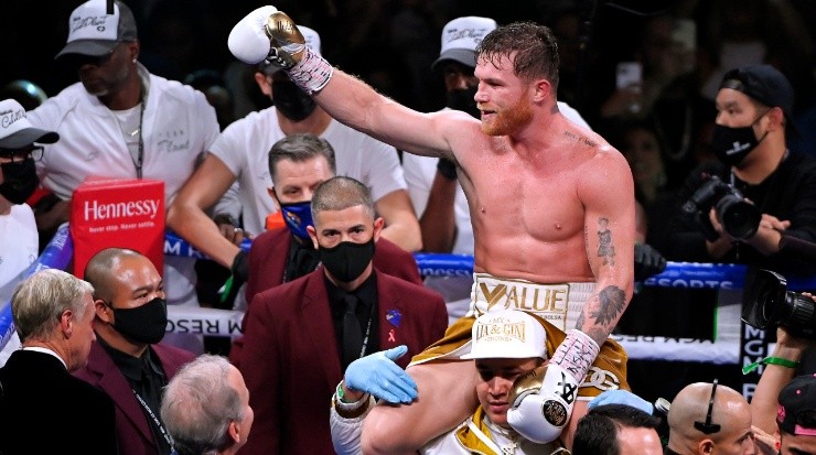 Canelo Alvarez, Boxing