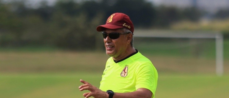 Hernán Torres, entrenador de Deportes Tolima. Foto: Deportes Tolima (Twitter)