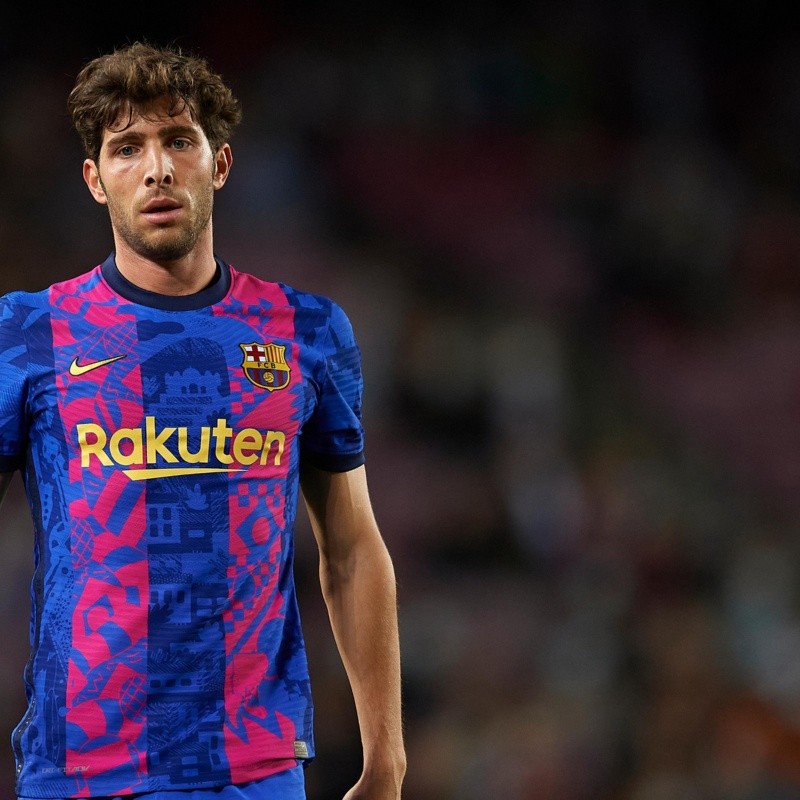 Le llueven críticas a Sergi Roberto tras la renovación de Umtiti