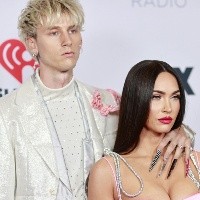 ¡Bebieron su sangre! El compromiso de Megan Fox y MGK