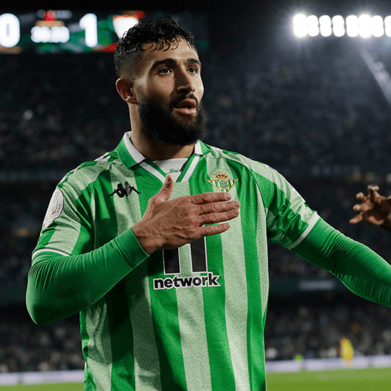 Nabil Fekir anotó un soberbio golazo olímpico en el escandaloso partido de Betis y Sevilla