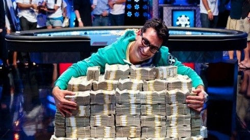 Antonio Esfandiari ganhou mais US$ 18 milhões em 2012 (Foto: WSOP)