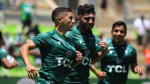 Wanderers enfrentará a Peñarol este lunes en Montevideo.