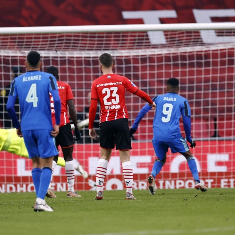 Punteros: Mazraoui le dio el triunfo a Ajax con un bombazo al ángulo