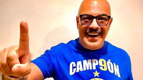 Juan Carlos Casasola, aficionado de Cruz Azul.