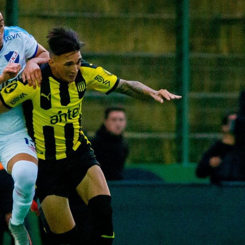 Peñarol se quedó con uno de los clásicos de verano: venció por la mínima a Nacional