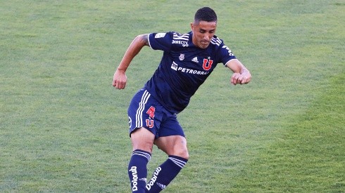 González olvida su paso por la U para firmar en nuevo equipo del fútbol chileno.