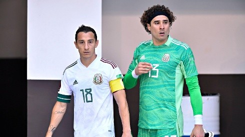 Andrés Guardado y Guillermo Ochoa en el octagonal de la Concacaf.