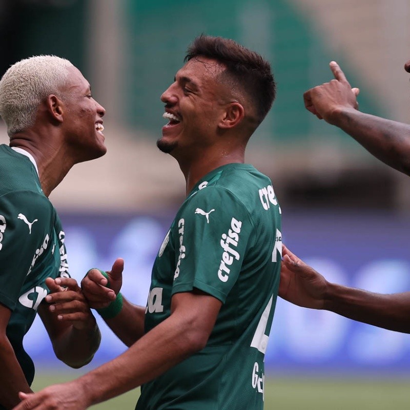 "Clubes já consultaram"; Danilo, Menino e PK 'atrapalham' volante que deve deixar Palmeiras em 2022