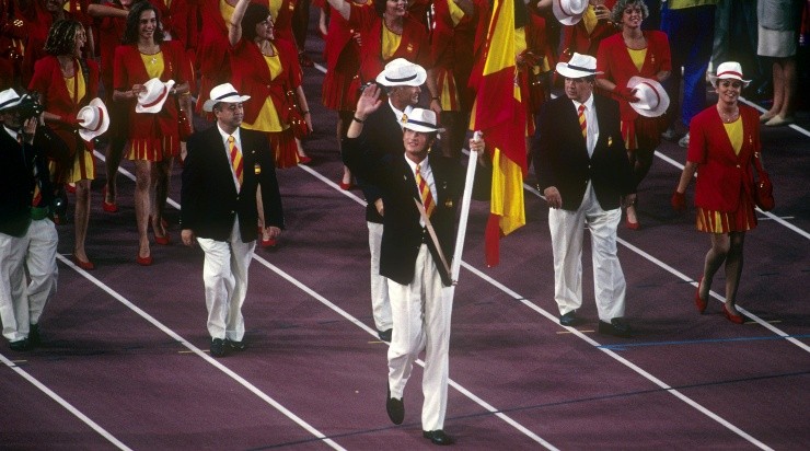 Felipe de Borbón, abanderado en Barcelona 1992 (Getty)