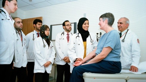 Médicos de Qatar.