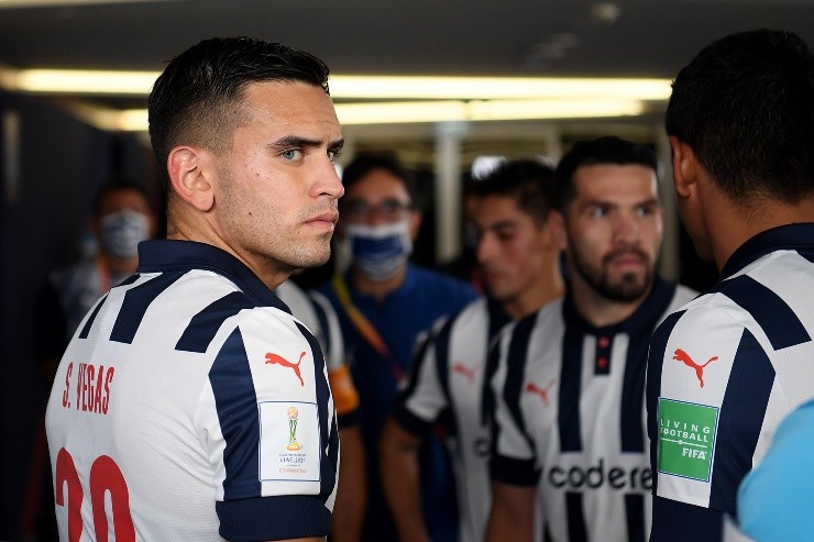 El defensor nacional no pudo impedir la caída de su equipo ante los egipcios | Foto: Getty Images 