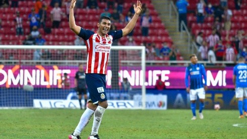 Gilberto Sepúlveda celebra un gol de Chivas (IMAGO 7)