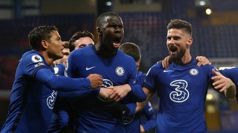 Kurt Zouma, en medio de una tormenta.