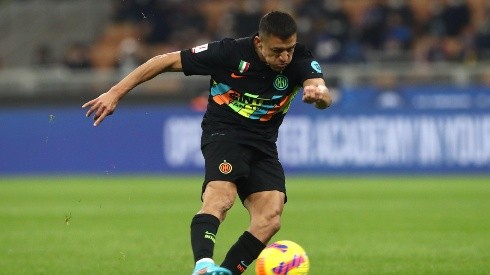 Alexis Sánchez se mandó un golazo ante la Roma y avisó que quiere más minutos.